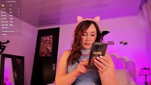 Snapshot of sofi_graay chatting on 10/30/25, 10:17 sofi graay online show from 10/30/25, 10:17