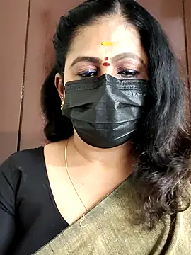 Snapshot of Sweetie_swetha37 chatting on 10/05/25, 08:38 Sweetie swetha37 online show from 10/05/25, 08:38