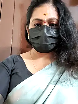 Snapshot of Sweetie_swetha37 chatting on 10/01/25, 05:28 Sweetie swetha37 online show from 10/01/25, 05:28