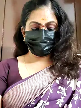 Snapshot of Sweetie_swetha37 chatting on 09/09/25, 07:07 Sweetie swetha37 online show from 09/09/25, 07:07