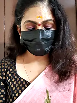 Snapshot of Sweetie_swetha37 chatting on 09/19/25, 07:34 Sweetie swetha37 online show from 09/19/25, 07:34