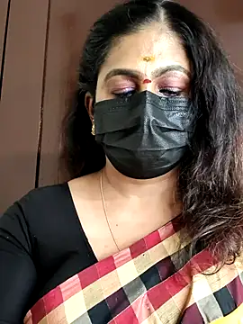 Snapshot of Sweetie_swetha37 chatting on 09/29/25, 10:54 Sweetie swetha37 online show from 09/29/25, 10:54