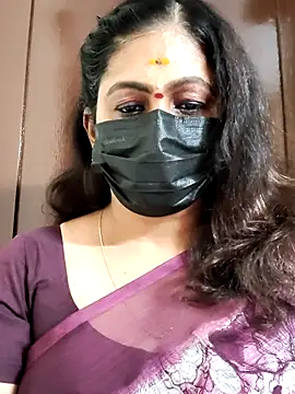 Snapshot of Sweetie_swetha37 chatting on 09/20/25, 06:51 Sweetie swetha37 online show from 09/20/25, 06:51