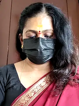 Snapshot of Sweetie_swetha37 chatting on 10/09/25, 06:14 Sweetie swetha37 online show from 10/09/25, 06:14