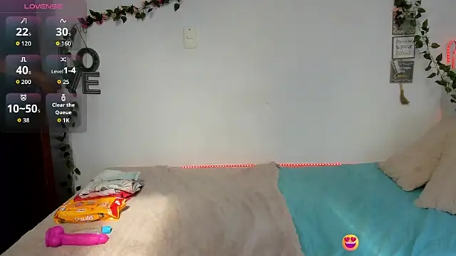 Snapshot of sofia-belle chatting on 05/11/26, 01:56 sofia-belle online show from 05/11/26, 01:56
