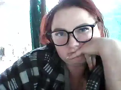 Snapshot of AngelQSky chatting on 09/19/25, 02:21 AngelQSky online show from 09/19/25, 02:21