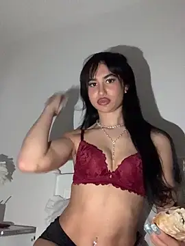 itsyourgirltee online show from 04/11/26, 10:57