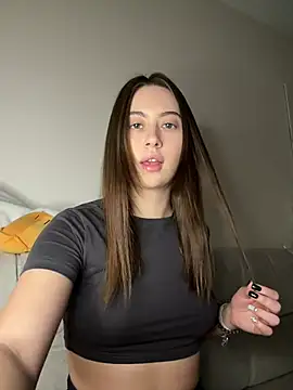 StellarAlice online show from 04/25/26, 07:11