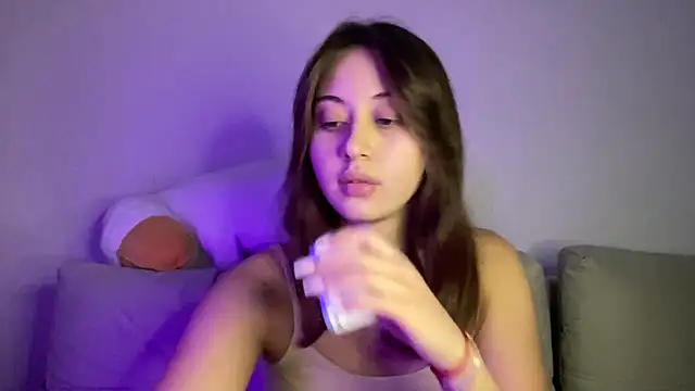 StellarAlice online show from 11/09/25, 07:51