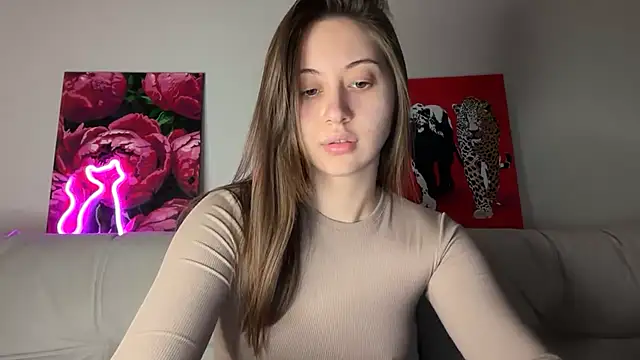 StellarAlice online show from 05/05/26, 07:50