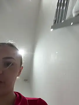 cutietootie02 online show from 12/21/25, 02:24