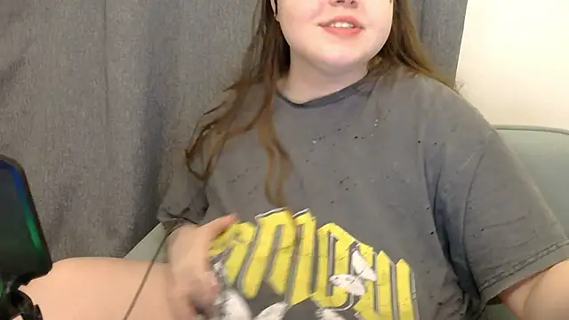 brattyprincessemma online show from 02/04/26, 05:24