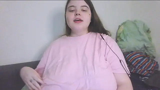 Snapshot of brattyprincessemma chatting on 10/05/25, 05:25 brattyprincessemma online show from 10/05/25, 05:25