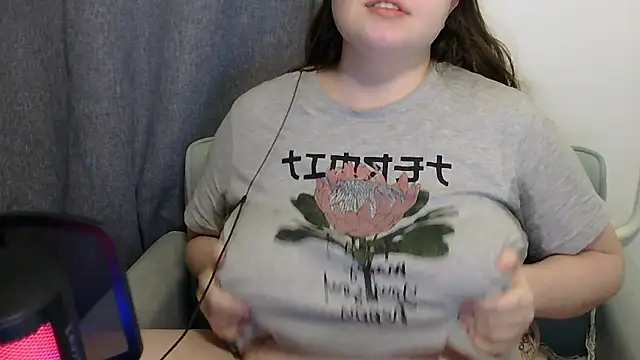 brattyprincessemma online show from 02/14/26, 09:04