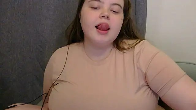 brattyprincessemma online show from 04/28/26, 06:56