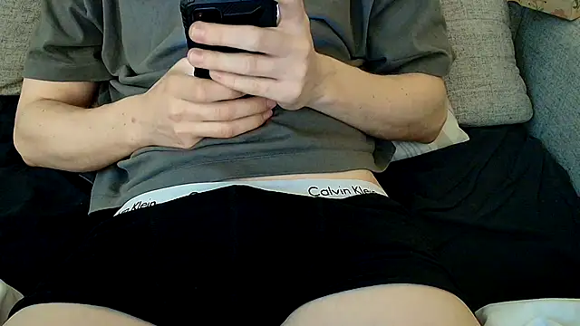 Breezydicksn online show from 04/22/26, 09:21