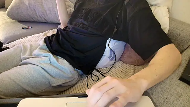 Breezydicksn online show from 11/28/25, 10:54