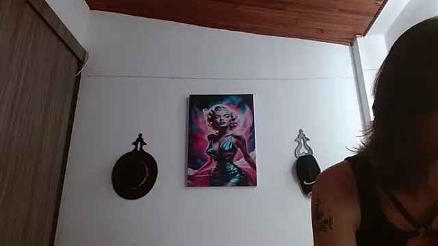 Crystal Star  online show from 04/09/26, 01:39