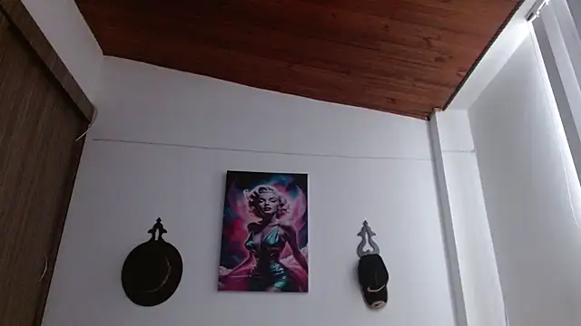 Crystal Star  online show from 04/11/26, 12:31