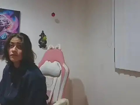 Crystal Star  online show from 12/23/25, 10:25