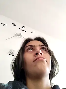 Crystal Star  online show from 11/29/25, 09:37