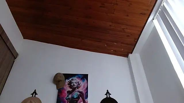 Crystal Star  online show from 02/15/26, 11:53