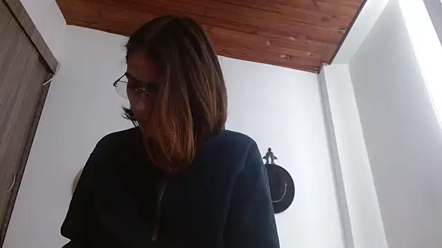 Crystal Star  online show from 02/23/26, 01:12