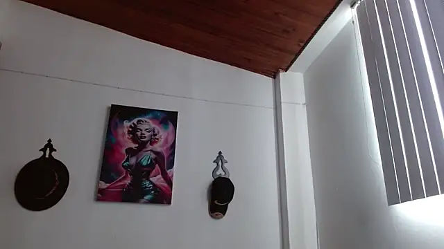 Crystal Star  online show from 04/04/26, 01:28