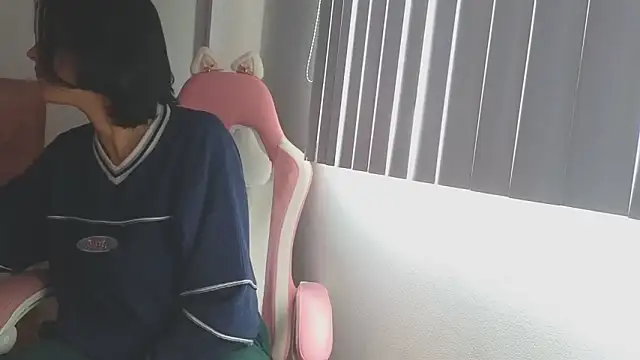 Crystal Star  online show from 10/21/25, 05:01