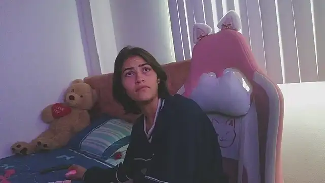 Crystal Star  online show from 11/06/25, 01:26