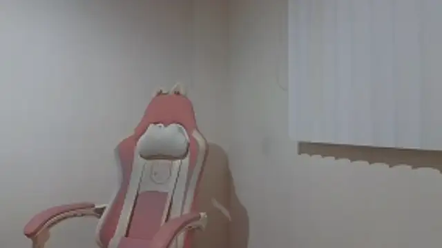 Crystal Star  online show from 12/18/25, 09:47