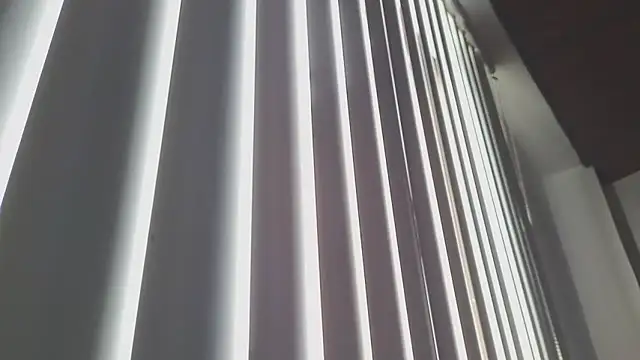 Crystal Star  online show from 10/20/25, 01:22