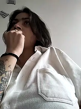 Crystal Star  online show from 11/27/25, 06:41