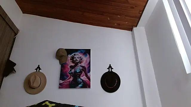 Crystal Star  online show from 02/16/26, 12:04