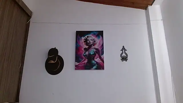 Crystal Star  online show from 03/27/26, 01:01