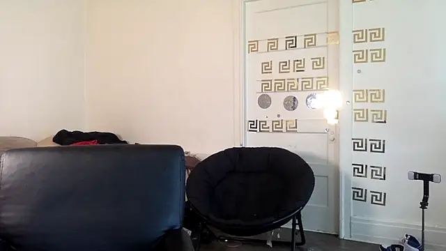 Diodre Benyoon online show from 04/11/26, 07:28