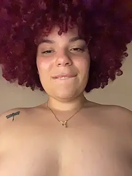 Snapshot of Enyagleam_ chatting on 10/24/25, 03:16 Enyagleam online show from 10/24/25, 03:16