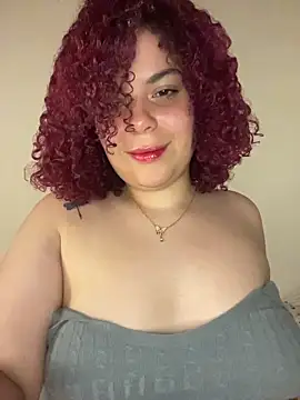 Snapshot of Enyagleam_ chatting on 11/25/25, 02:45 Enyagleam online show from 11/25/25, 02:45