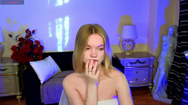 RosesKate online show from 10/06/25, 04:24