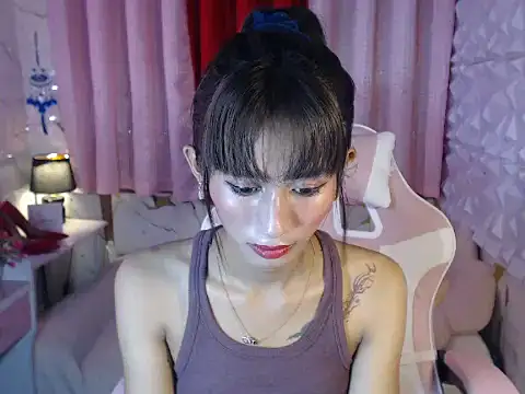 Snapshot of Ur_sweettranspinay chatting on 09/19/25, 01:42 Ur sweettranspinay online show from 09/19/25, 01:42