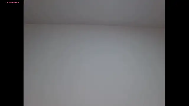 Gia Lee online show from 11/06/25, 03:32