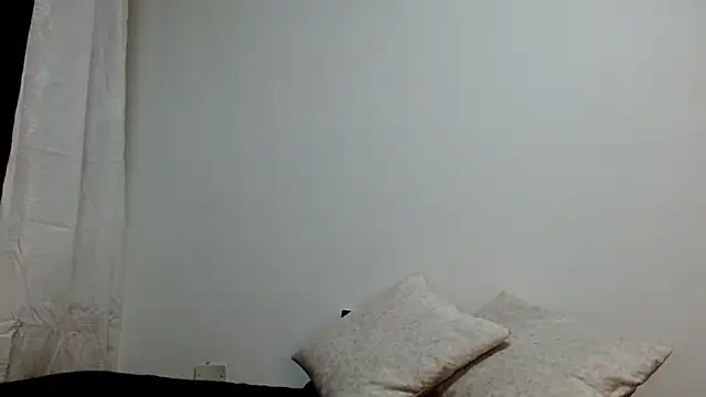 Gia Lee online show from 09/23/25, 06:20