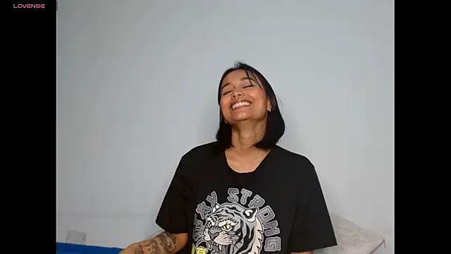 Gia Lee online show from 02/03/26, 02:53