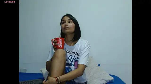 Gia Lee online show from 12/23/25, 03:28