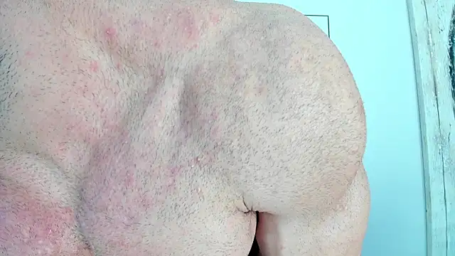 Snapshot of bretman_narcissus chatting on 02/16/26, 06:45 bretman narcissus online show from 02/16/26, 06:45