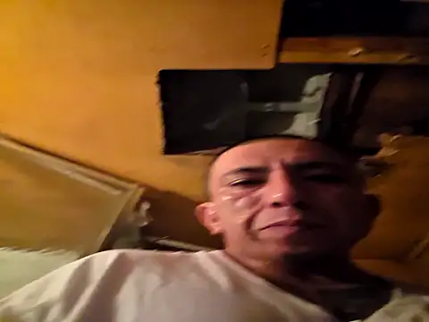 Snapshot of Boogiehtx713 chatting on 12/18/25, 10:19 Boogiehtx713 online show from 12/18/25, 10:19