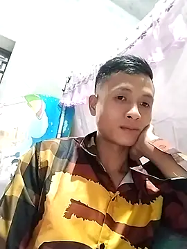 Snapshot of Viet_dick chatting on 10/08/25, 01:07 Viet dick online show from 10/08/25, 01:07
