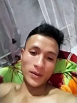Snapshot of Viet_dick chatting on 10/06/25, 02:07 Viet dick online show from 10/06/25, 02:07