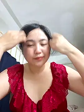 Minn-cute online show from 03/12/26, 02:39