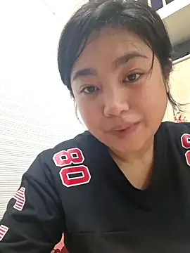 Minn-cute online show from 04/21/26, 02:36